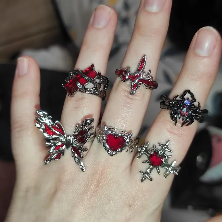 Goth Punk Retro Red Crystal Love Heart Cross Geometry Irregular Open Ring Set Y2K Halloween Accessories For Women Kpop Jewelry - Image 4